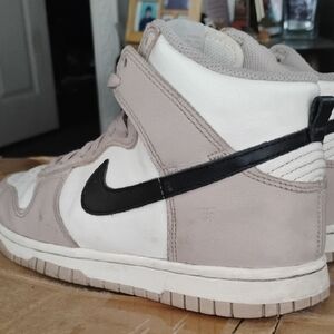 Nike Dunk High Fossil Stone